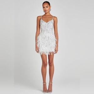 NWT Nadine Merabi Christy Silver White Beaded Sequin Crystal Feather Dress Sz 14